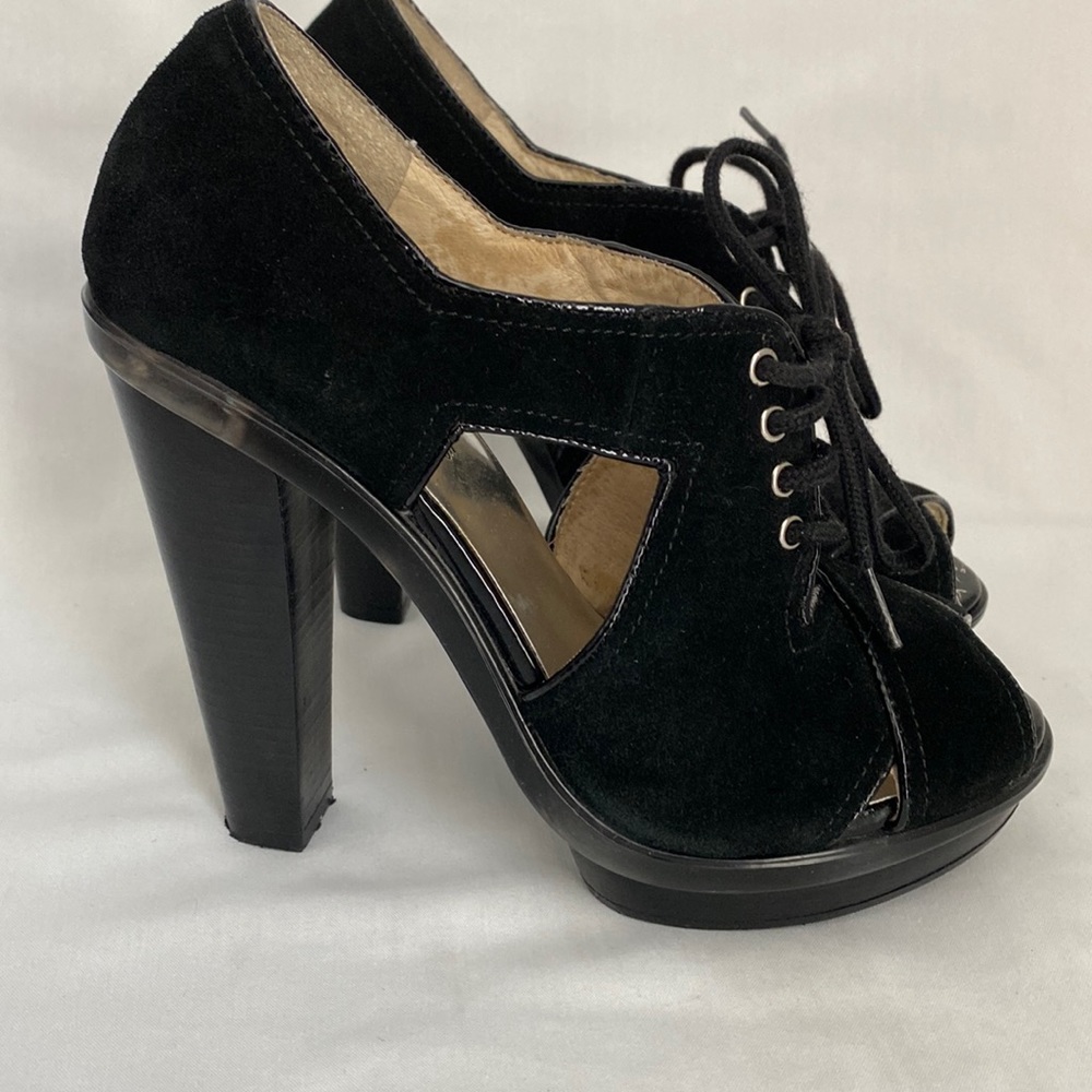 Peep Toe black suede size 7 platform Siren whimsigoth